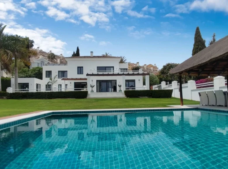 5 bedroom house 510 m² San Pedro Alcantara, Spain