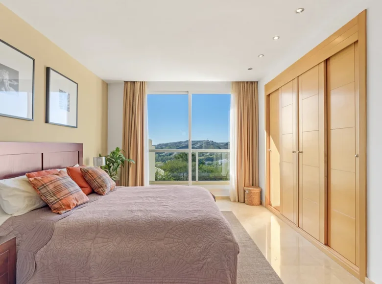 Apartamento 4 habitaciones  Benahavis, Španjolska