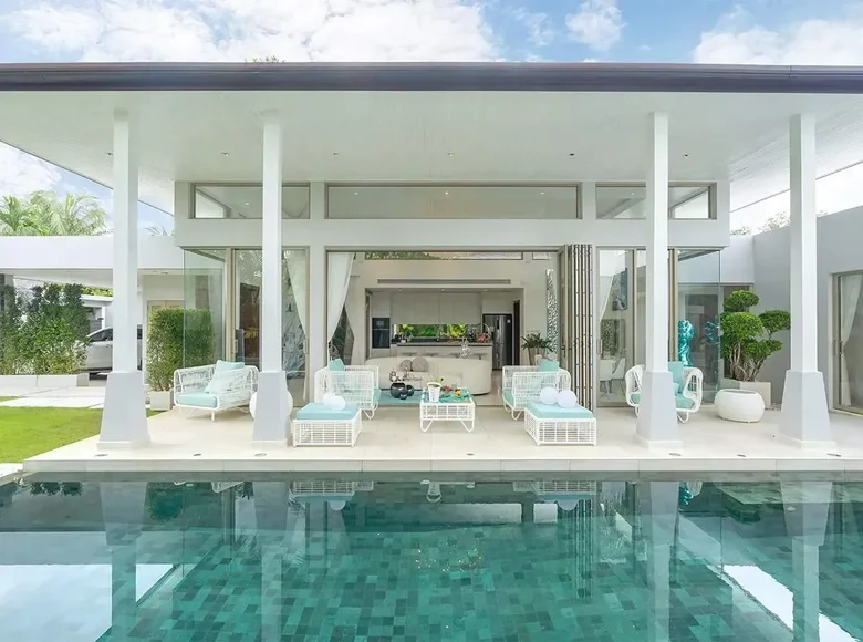 4 bedroom Villa 360 m² Phuket, Thailand