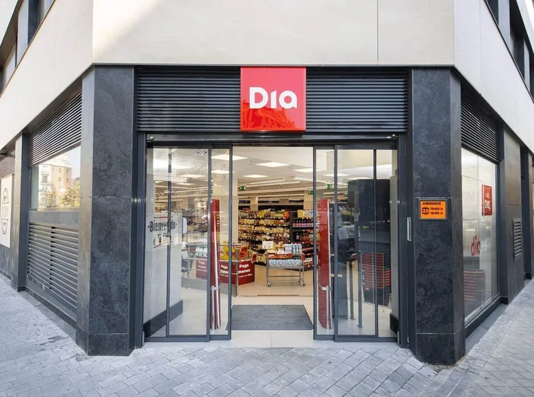 Propiedad comercial 693 m² en Barcelona, Španjolska
