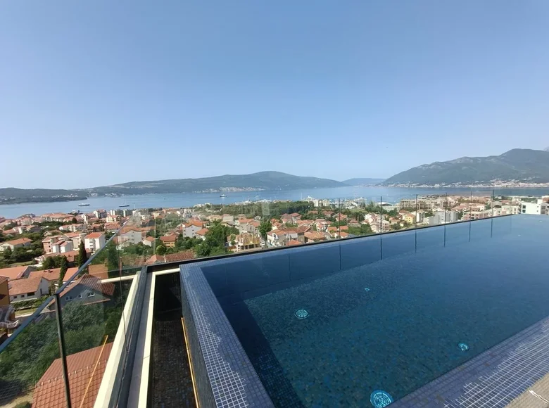 Wohnung 2 Zimmer 58 m² Tivat, Montenegro