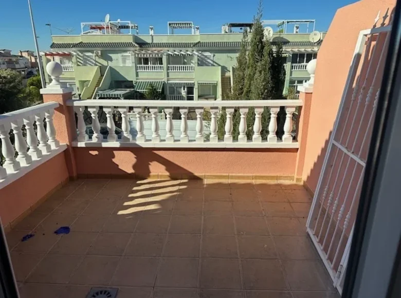 2 bedroom house 300 m² Santa Pola, Spain