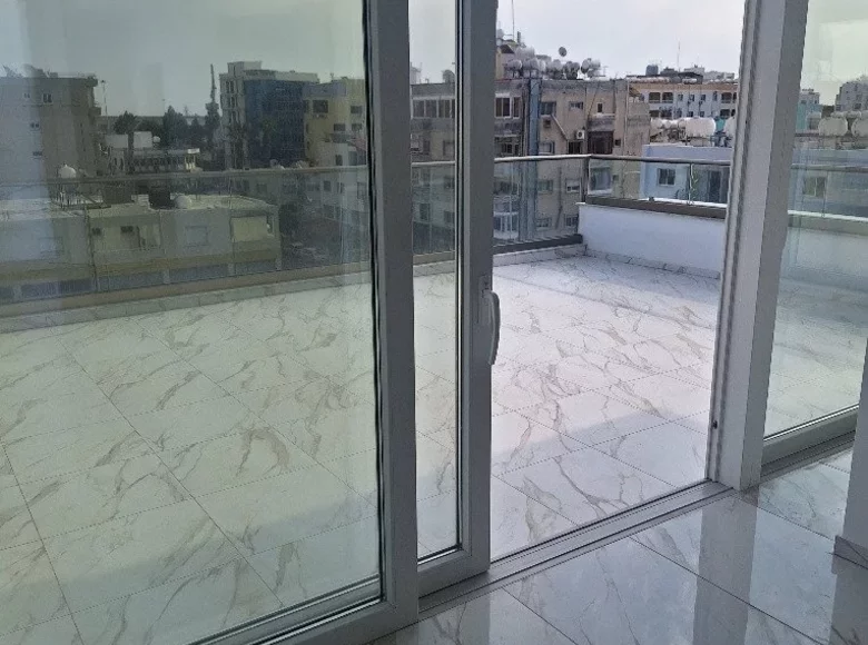 Apartamento 3 habitaciones 150 m² Larnaca, Chipre