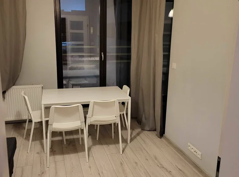 Mieszkanie 2 pokoi 37 m² w Kraków, Polska