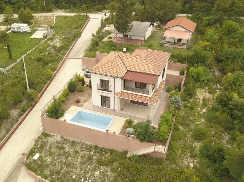 3-Schlafzimmer-Villa 201 m² Herceg Novi, Montenegro