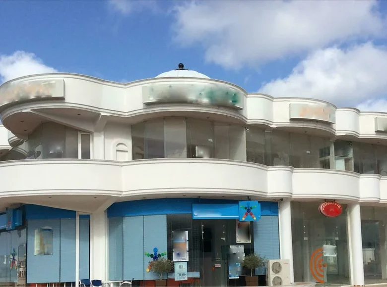 Propiedad comercial 600 m² en Municipality of Saronikos, Grecia