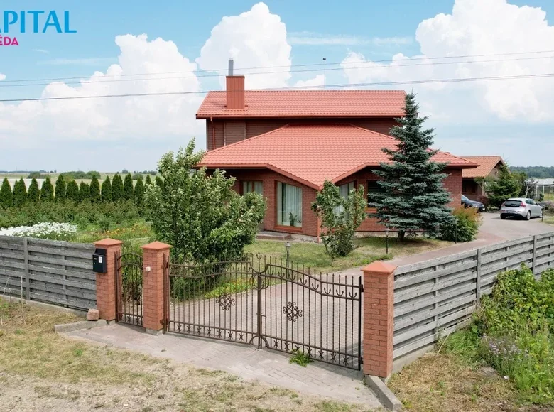 House 250 m² Lebartai, Lithuania