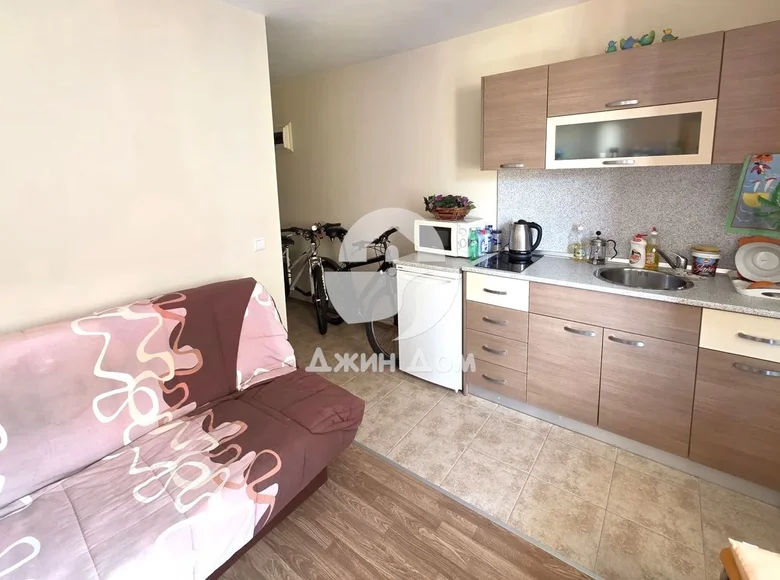 2 bedroom apartment 74 m² Primorsko, Bulgaria
