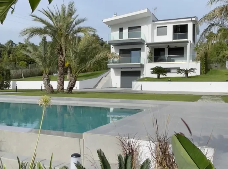 Willa 4 pokoi 350 m² Kassandra Municipality, Grecja