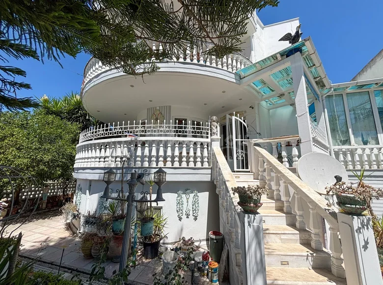3 bedroom house 285 m² Pefkochori, Greece