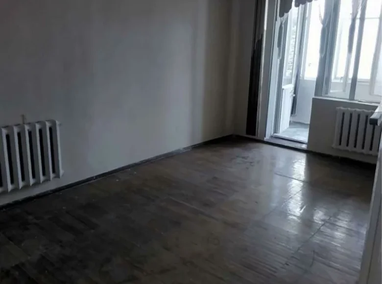 Kvartira 1 xona 38 m² Toshkentda