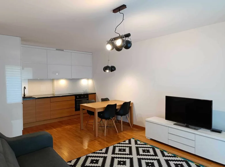 Wohnung 2 Zimmer 43 m² in Warschau, Polen