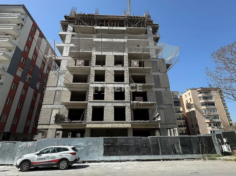 Mieszkanie 4 pokoi 130 m² Bayrakli, Turcja