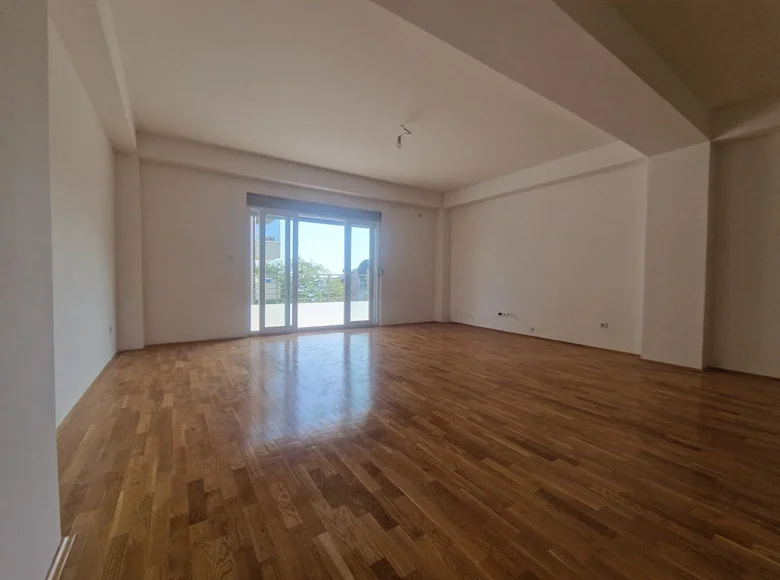 Mieszkanie 2 pokoi 107 m² Petrovac, Czarnogóra