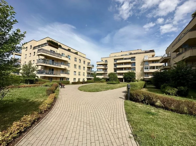 3 room apartment 101 m² in Warsaw, Poland