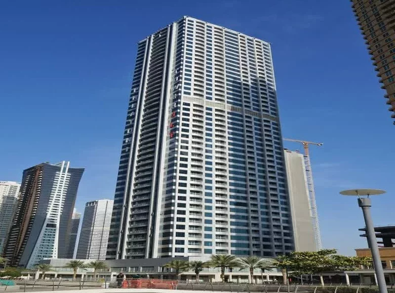 Commercial property 73 m² in Dubai, UAE