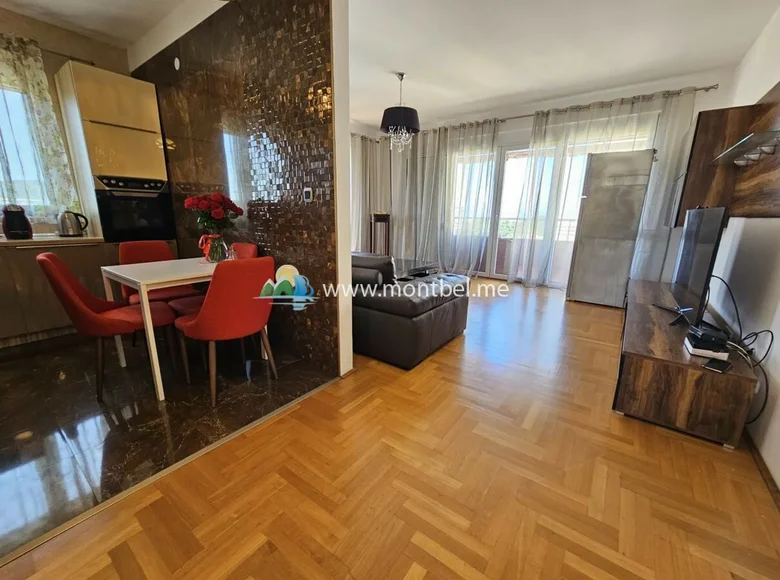 Wohnung 2 Schlafzimmer 86 m² Bar, Montenegro