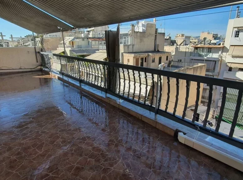 2 bedroom apartment 82 m² Athens, Greece