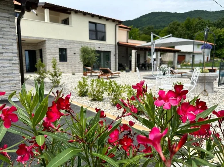 Villa 4 chambres 328 m² Poljane, Croatie