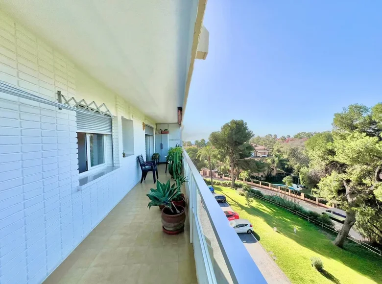 Wohnung 2 Schlafzimmer 84 m² Artola, Spanien