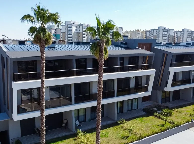 Wohnung 4 Schlafzimmer 170 m² Muratpasa, Türkei