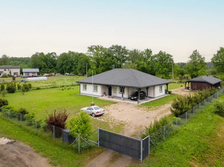 5 room house 196 m² Kekava, Latvia