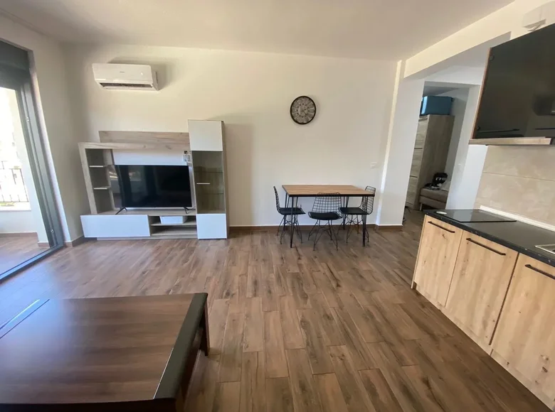 Wohnung 2 Schlafzimmer 71 m² Bar, Montenegro