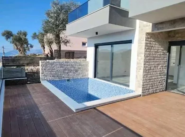 House 260 m² Montenegro, Montenegro