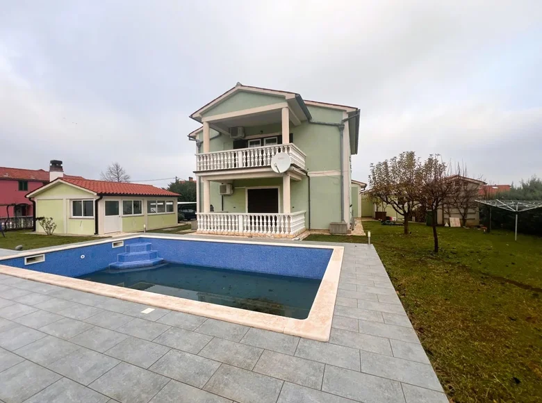 7 bedroom villa 250 m² Rabac, Croatia