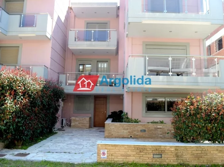 Casa 3 habitaciones 175 m² Peloponnese Region, Grecia