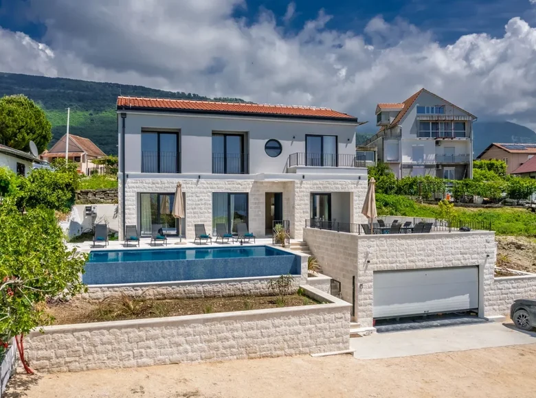 Maison 4 chambres 250 m² Tivat, Monténégro