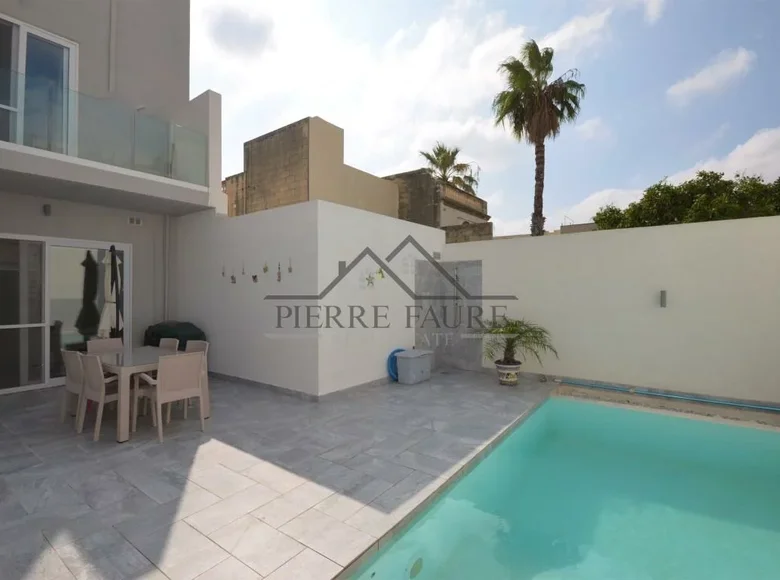 Mansion 3 bedrooms 240 m² Attard, Malta