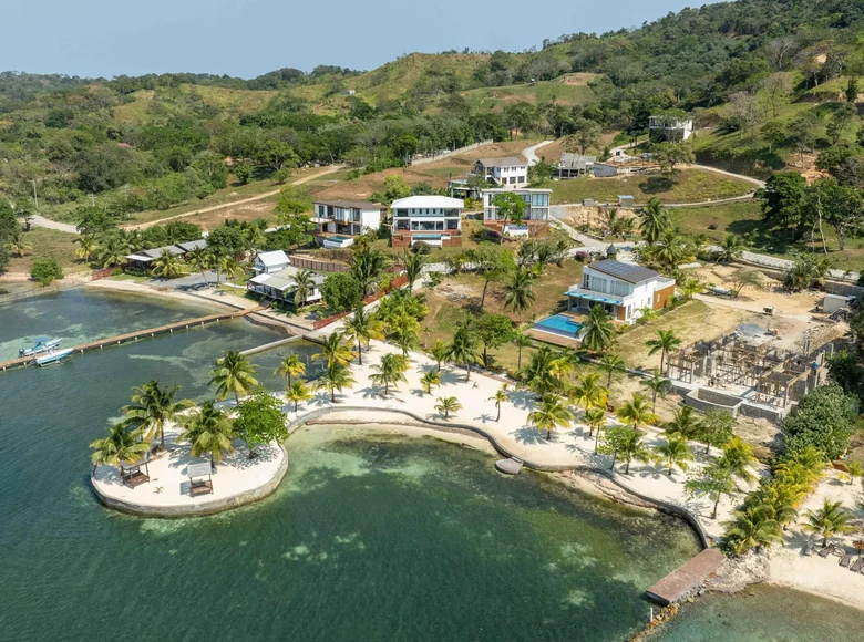 Дом 3 спальни 204 м² Roatan, Гондурас