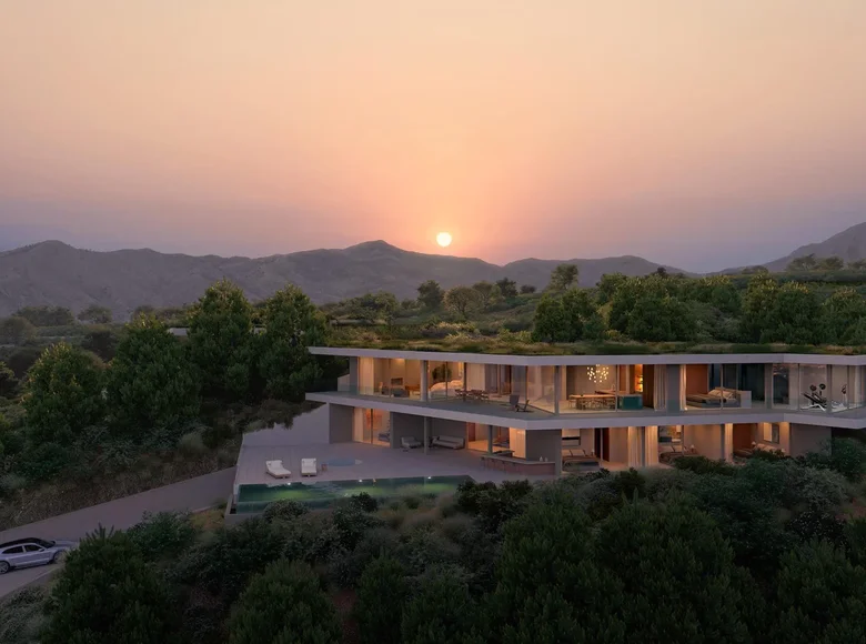5 bedroom villa 605 m² Benahavis, Spain