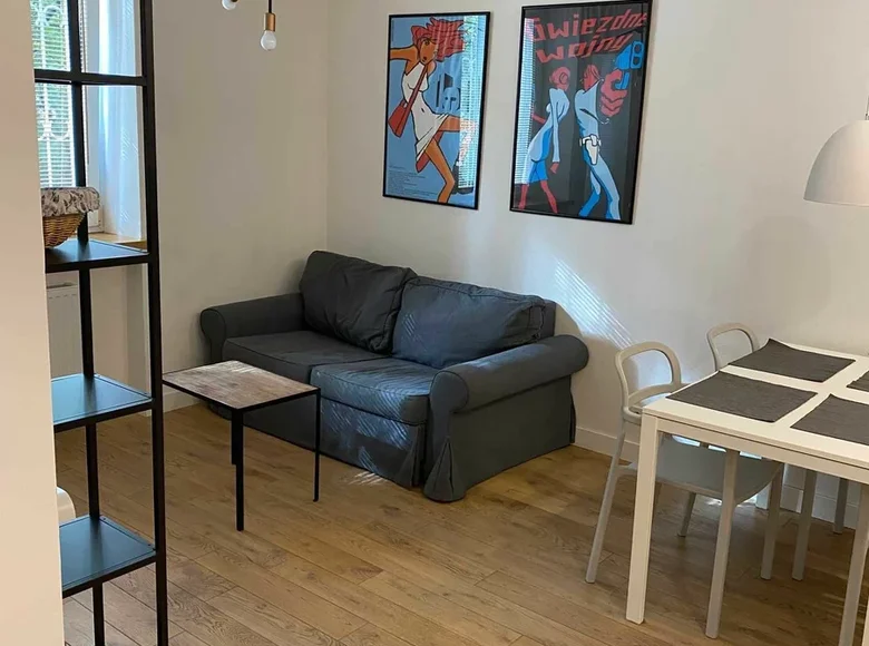 Mieszkanie 2 pokoi 38 m² w Warszawa, Polska