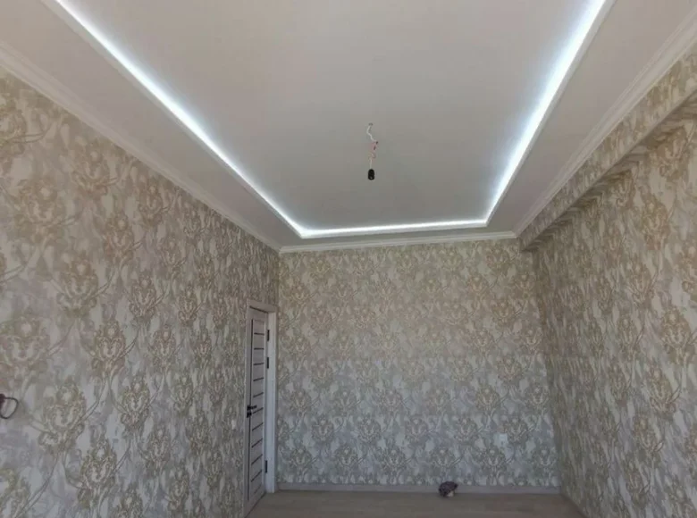 Kvartira 2 xonalar 49 m² Khanabadda