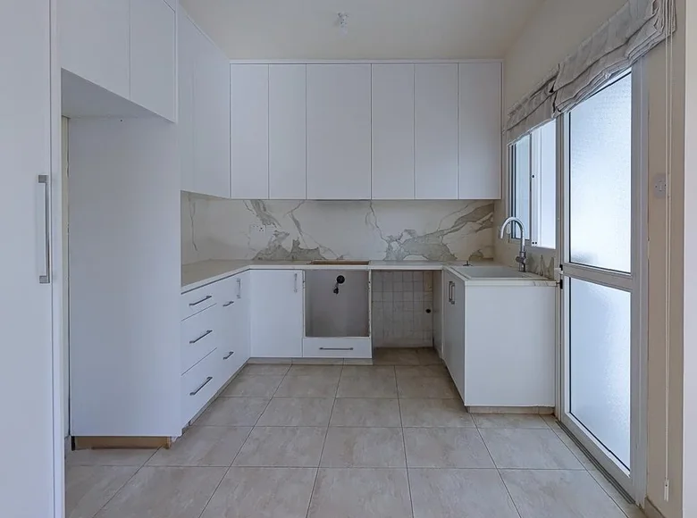 Mieszkanie 3 pokoi 126 m² Limassol District, Cypr