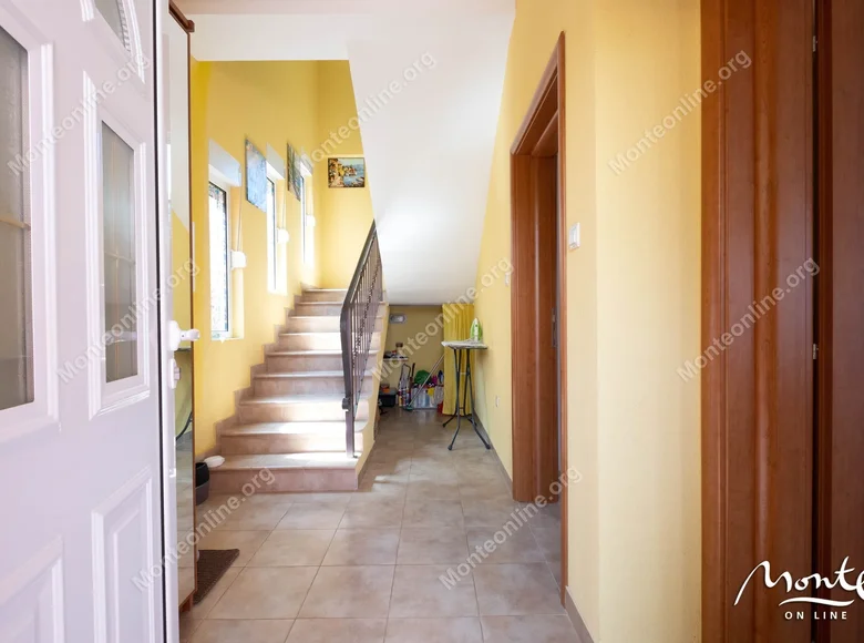 villa de 3 chambres 168 m² Tivat, Monténégro
