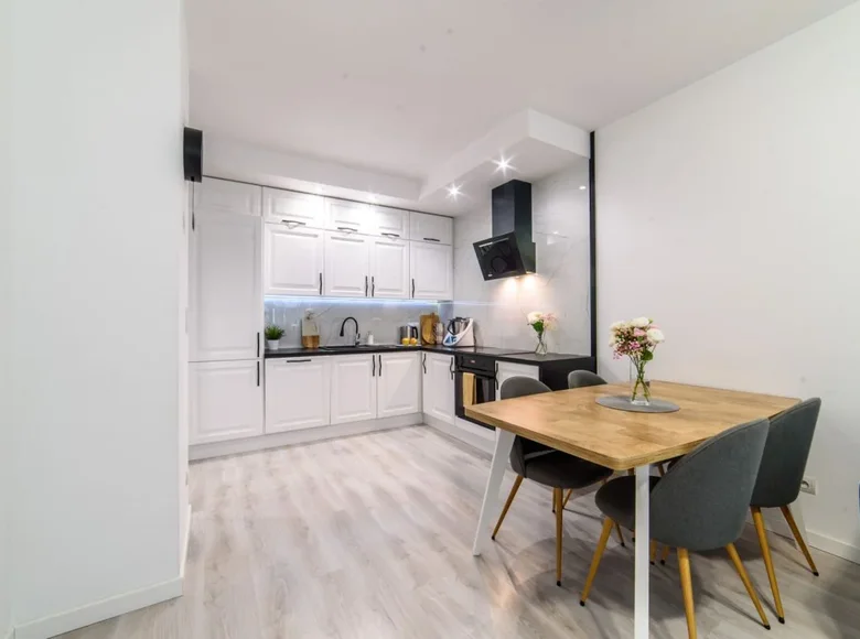 3 room apartment 55 m² Warsaw, Poland