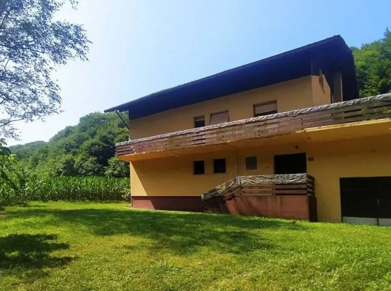 Haus 9 zimmer 280 m² Banja Koviljača, Serbien