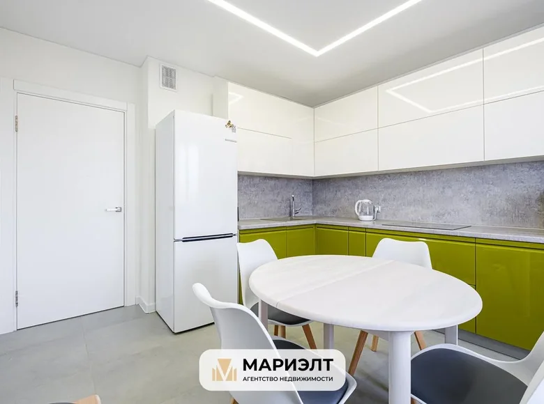 Appartement 2 chambres 68 m² Minsk, Bélarus