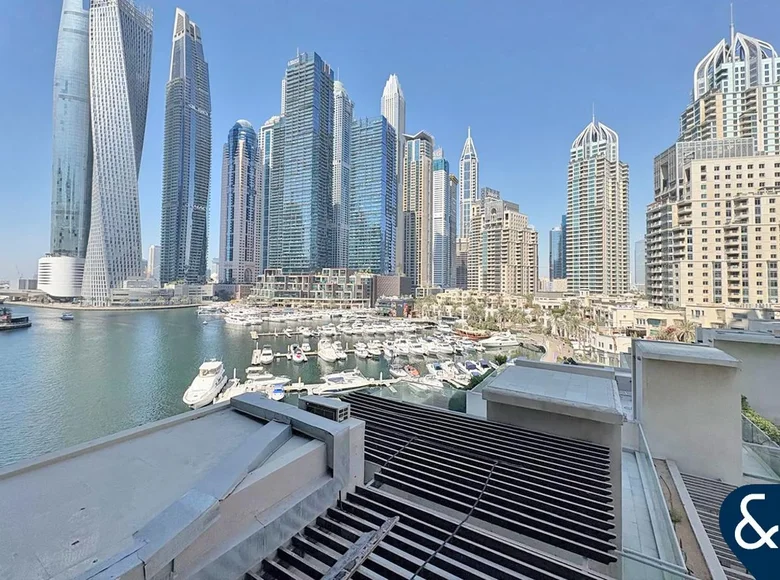 Appartement 2 chambres 1 653 m² Doubaï, Émirats arabes unis