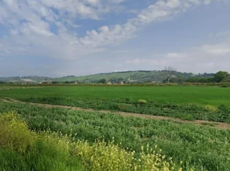 Land 80 000 m² Terni, Italy