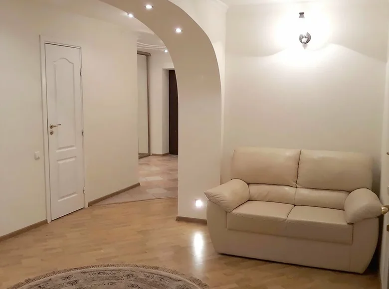 Apartamento 4 habitaciones 130 m² Maguilov, Bielorrusia