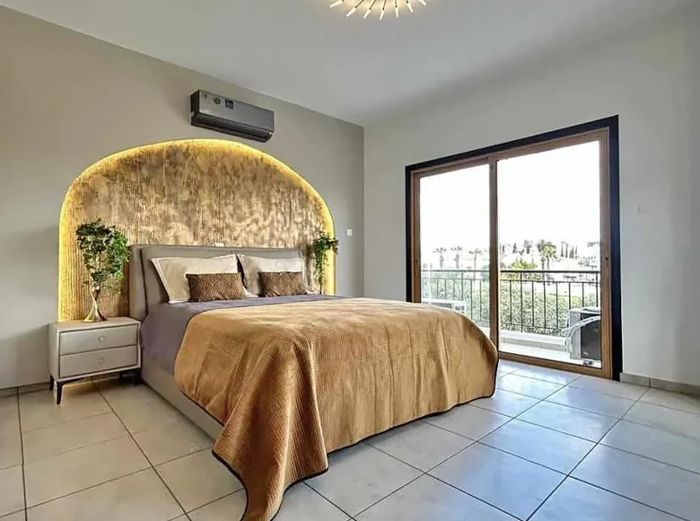 4 bedroom house 228 m² Nicosia, Cyprus