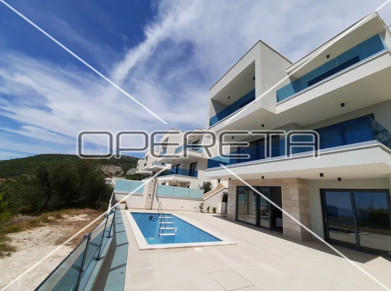 Casa 4 habitaciones 350 m² Makarska, Croacia