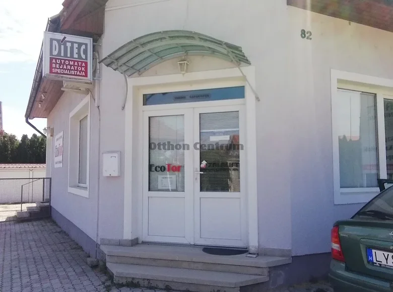 Commercial property 202 m² in Teskand, Hungary