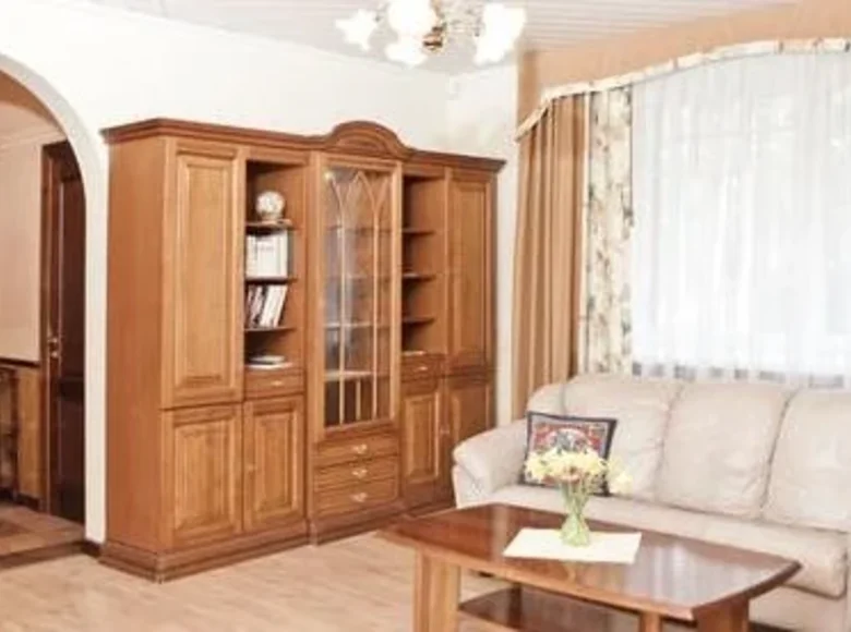 7 bedroom villa 350 m² Jurmala, Latvia