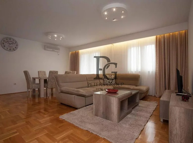 Apartamento 2 habitaciones  Budva, Montenegro