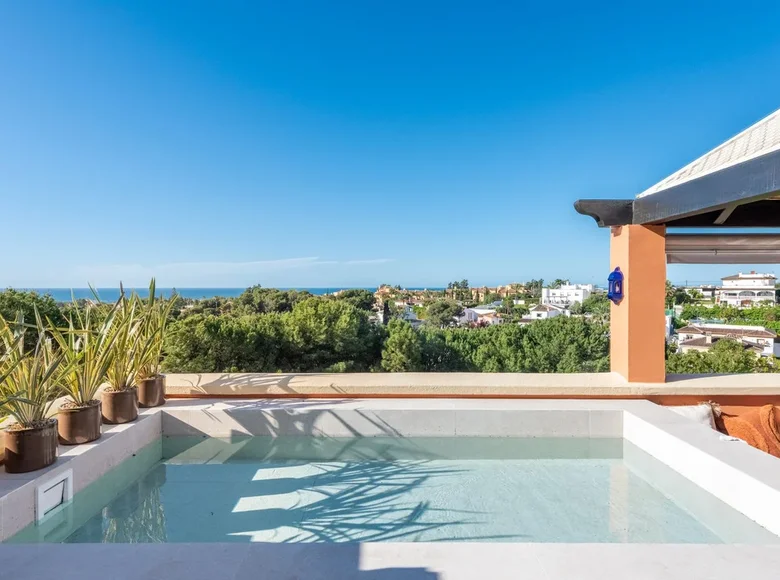 3 bedroom apartment 120 m² Marbella, Spain